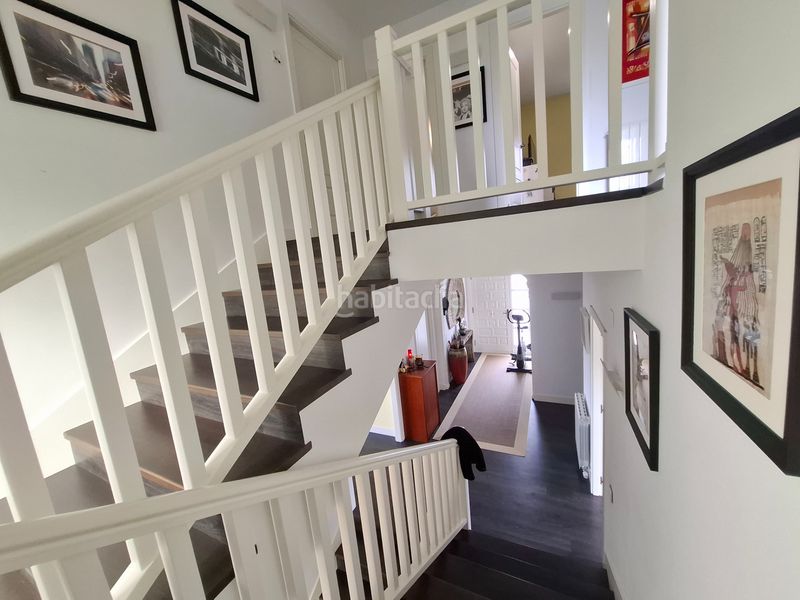 Foto 72c54af4-dd92-4684-9b28-a84cdfe028ee. Xalet amb xemeneia calefacció aparcament a Barrika