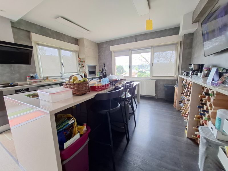 Foto 7e987a79-75fd-48e5-98b1-4786622c6245. Xalet amb xemeneia calefacció aparcament a Barrika