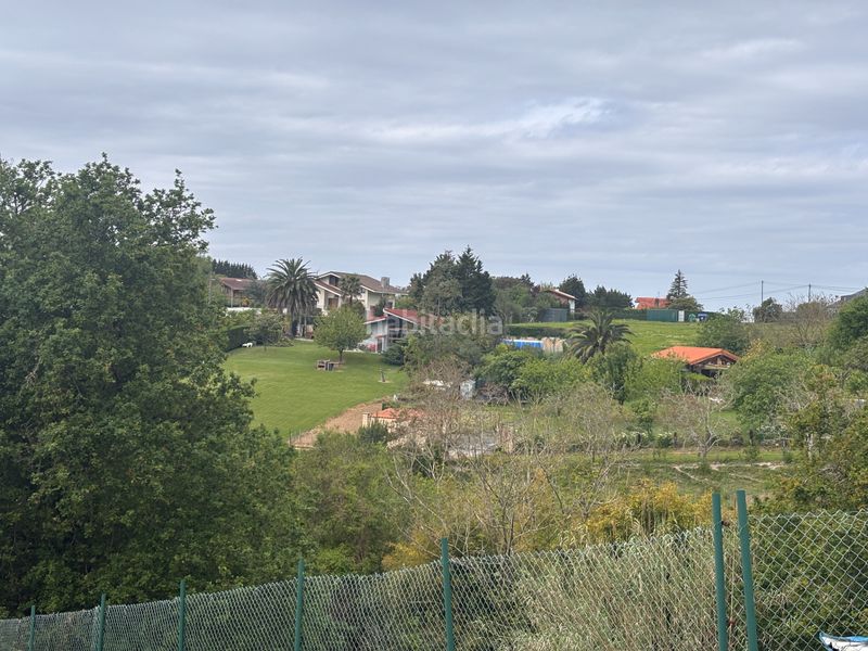 Foto 85ac7dbe-3e46-4081-a974-d14f2f74ea28. Xalet amb xemeneia calefacció aparcament a Barrika