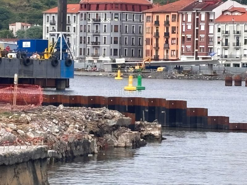 Foto eb3d6051-d95b-4a85-9cf5-d49b64aada23. Àtic a altos hornos de vizcaya hiribidea 17 a Lasesarre Barakaldo