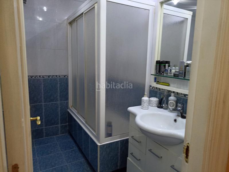 Foto 82f89b9f-e468-47f0-8fdf-5f5d9a6d9d30. Chalet en calle de montecerredo 13 chalet adosado en urbanización montecerredo en Castro - Urdiales