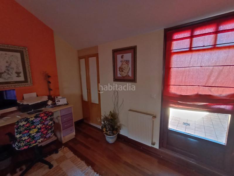 Foto def64514-40cf-4cc5-8e9c-7a1e9bed943a. Chalet en calle de montecerredo 13 chalet adosado en urbanización montecerredo en Castro - Urdiales