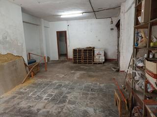 Local Comercial  Miguel de cervantes kalea. Local con posible conversin a vivienda