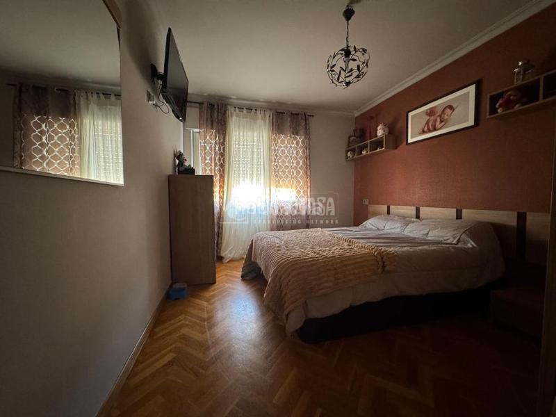 Foto 6cb74469-373c-450d-8805-f4df3f00a715. Piso  en venta en Pumarín Gijón