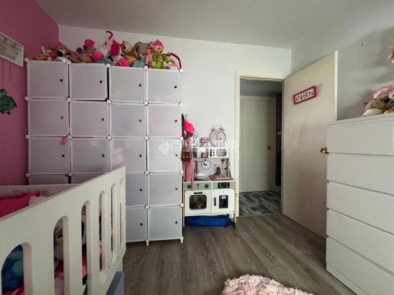 Foto a95de3a7-fced-45b5-b489-9fcb3c2d9cd4. Piso  en venta en Pumarín Gijón