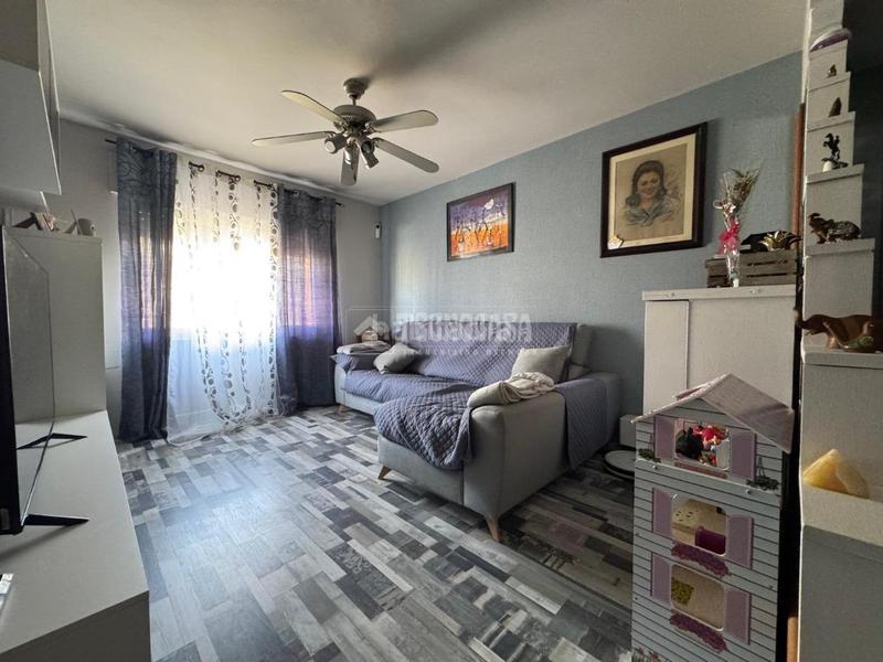 Foto e0ebd98d-2353-4c25-bcd2-d2a5dcfd9a60. Piso  en venta en Pumarín Gijón