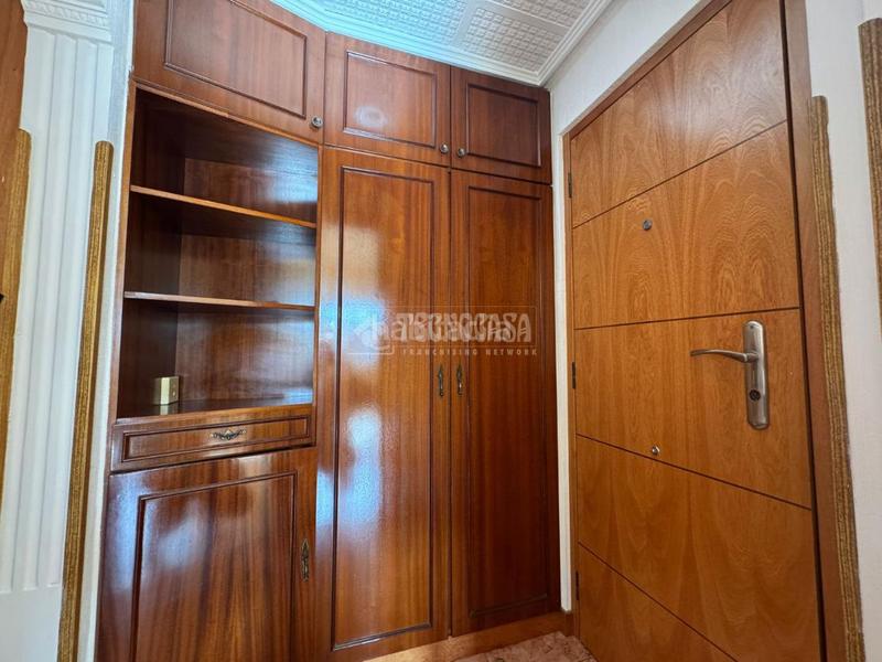 Foto 73129c0b-78d6-4f7a-9891-f14d7ba3d651. Piso  en venta en Pumarín Gijón