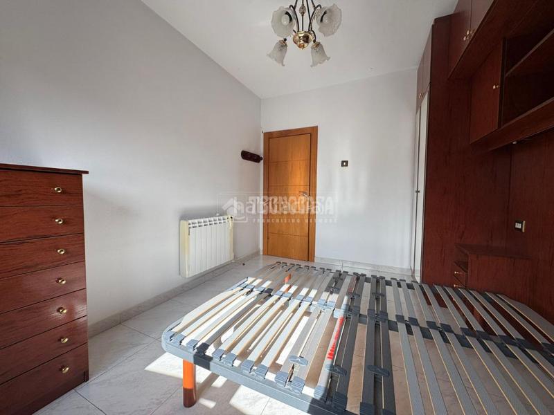 Foto bdb1340a-2833-4402-bcbf-4913800fbf8a. Piso  en venta en Pumarín Gijón