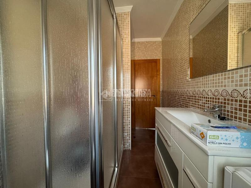 Foto ec9d96cf-1dd1-4ff2-9892-76fe0f4757a6. Piso  en venta en Pumarín Gijón