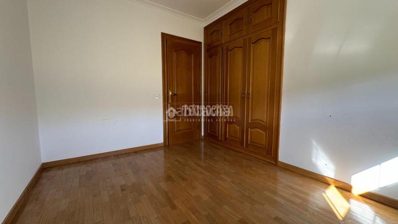 Foto 42fe2ae2-4aaf-48ed-8351-ea751fd59c3a. Maison dans La Pedrera Gijón