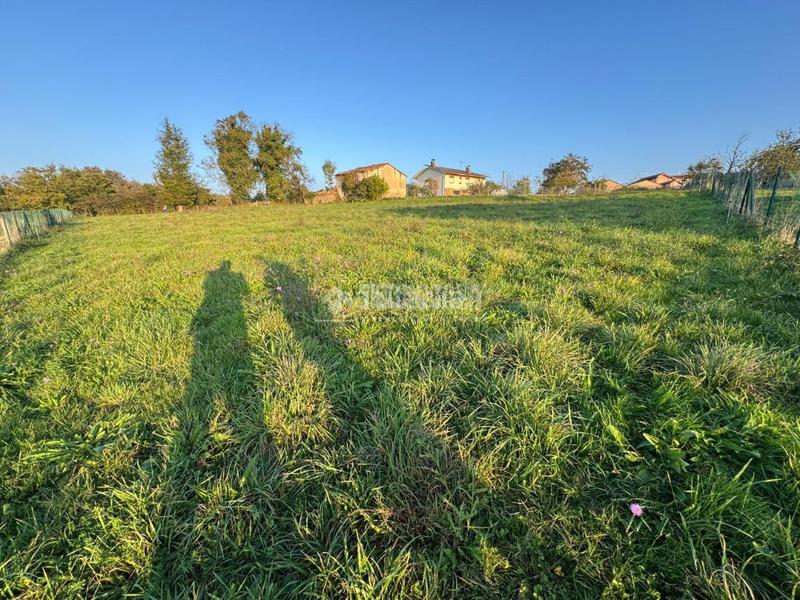 Foto d5dd3aae-6aa2-4aea-a047-cf05b931b200. Terreny residencial a Carbayin-Lieres-Valdesoto Siero