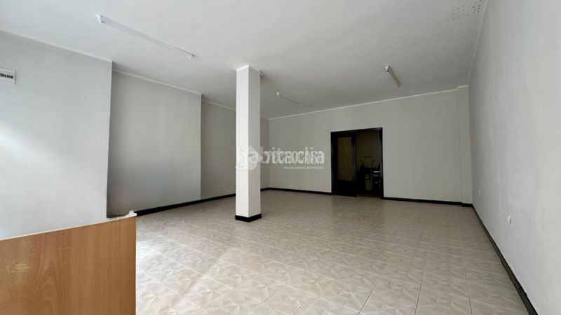 Foto 679e7b66-71b5-4ab8-81bc-679461655cea. Local comercial a Pumarín Gijón