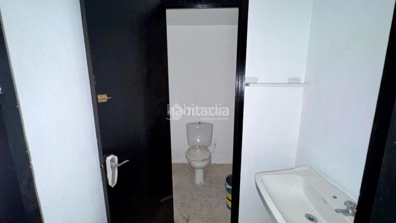 Foto d6d0be2f-67ff-4d55-ba64-a0e5dee64039. Local comercial a Pumarín Gijón