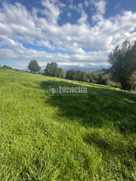 Foto 31e6bcd3-0aa6-45b2-aea4-be27599c20f6. Terreny residencial a la pola Siero Siero