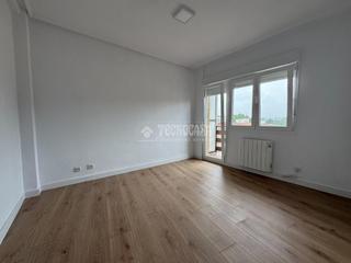 Etagenwohnung en Norea. Piso en venta en norea