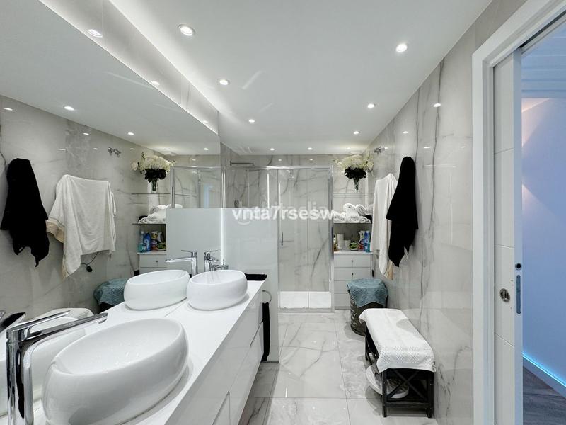 Foto 22fd1696-4e4f-4595-a20b-f5f8cb2790e1. Apartament amb aparcament piscina a reserva de Marbella Marbella