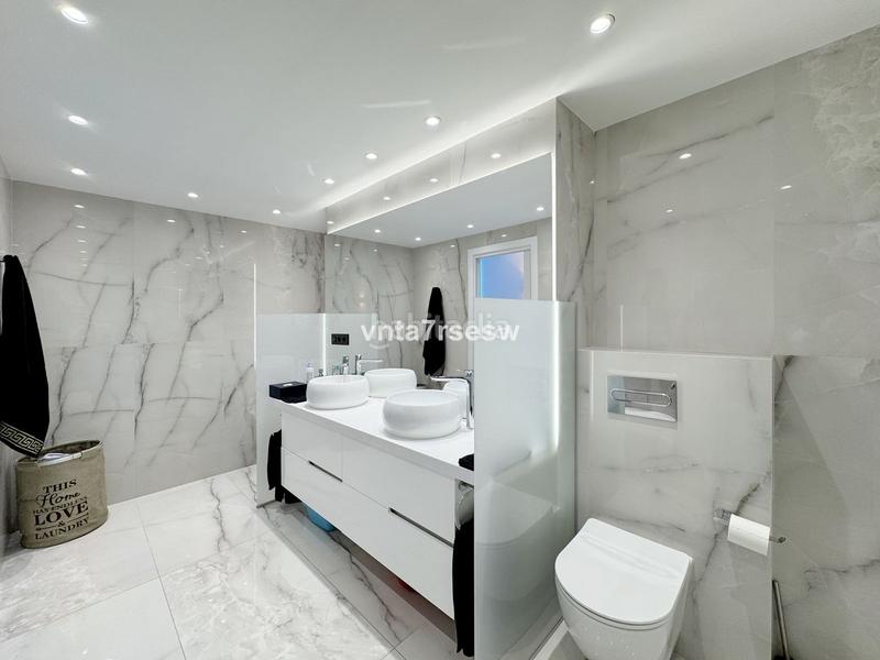 Foto 5392fdee-7544-41a5-b2b9-4a91c5fd8797. Apartament amb aparcament piscina a reserva de Marbella Marbella