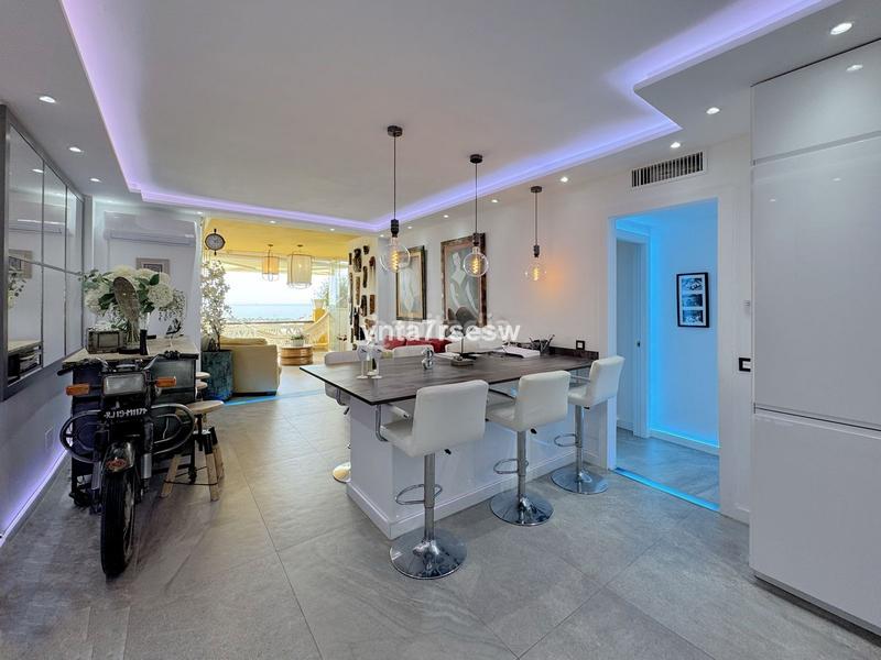 Foto becc2352-6788-4e6f-afe5-6b5cc67a20eb. Apartament amb aparcament piscina a reserva de Marbella Marbella