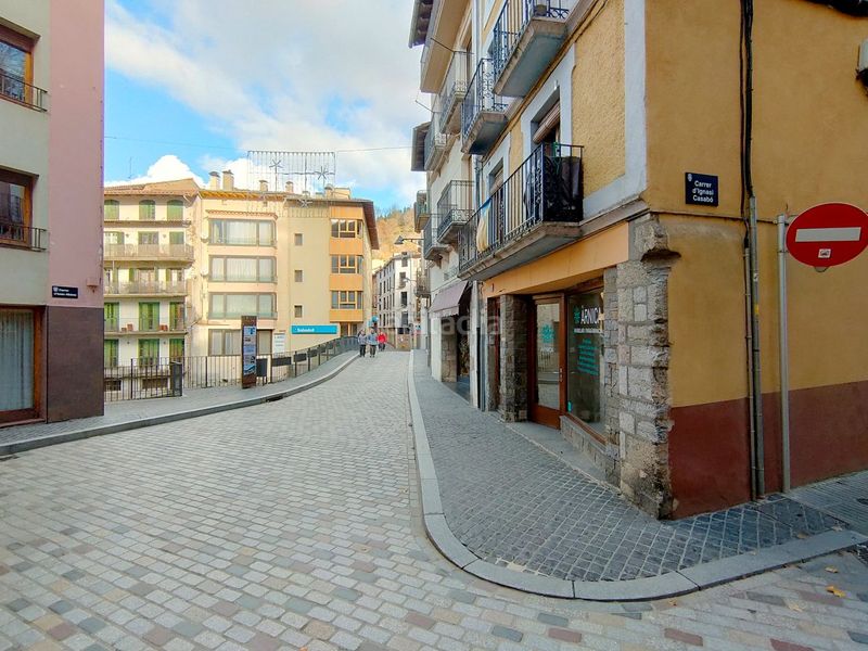 Foto efc08c0e-5ec9-4425-9c14-11737f077baa. Business premise in carrer d'ignasi casabó 18 in Camprodon