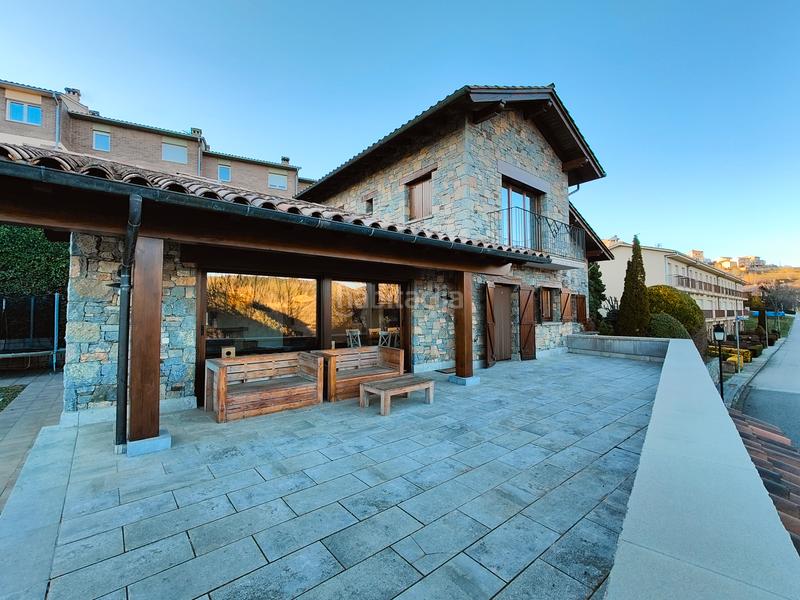 Foto 40179bd8-9bb5-4705-9223-d4ca803dc7a1. Haus in carrer de solà morales 20 in Molló