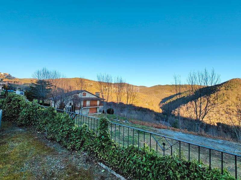 Foto 4b669c4b-e248-40f0-9ab6-60d708d015b1. Haus in carrer de solà morales 20 in Molló