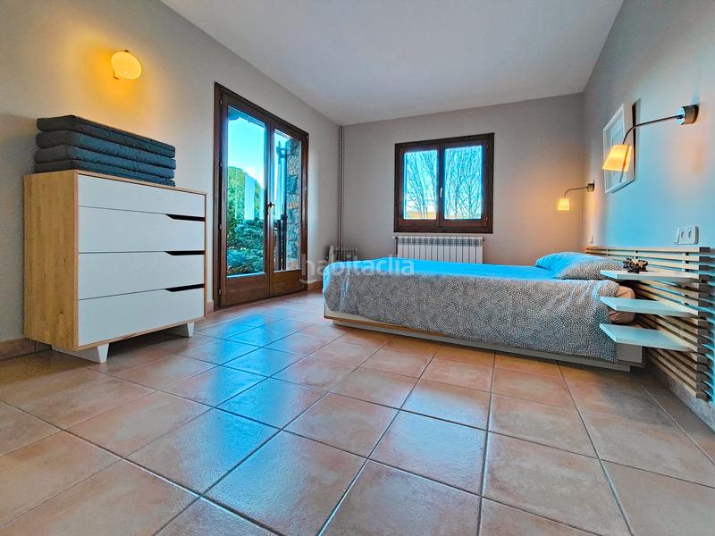 Foto 4f5a967c-f9ef-47df-8697-87443f26db53. Haus in carrer de solà morales 20 in Molló