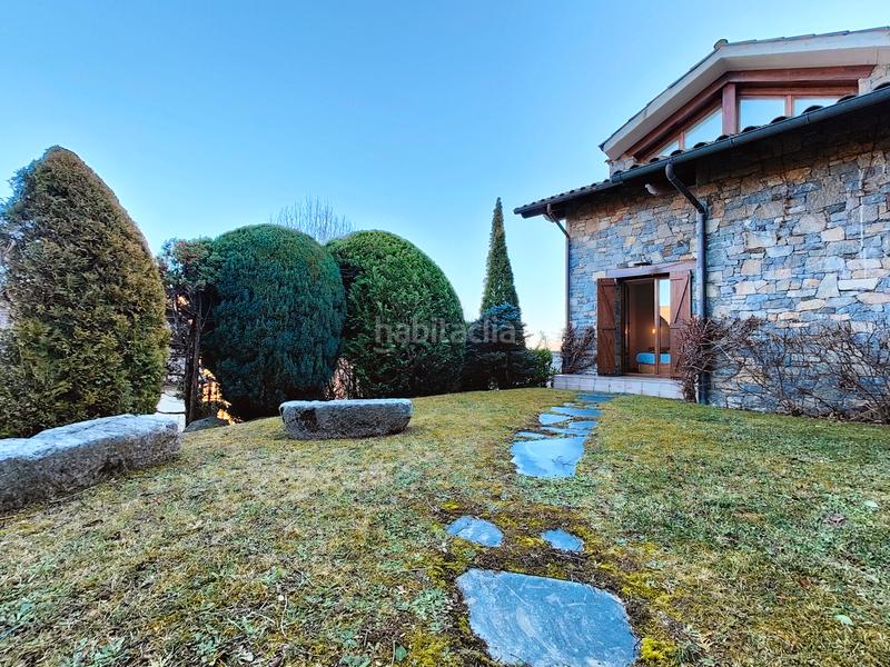 Foto 6d6feef0-7958-41bf-a481-e403dfce5a00. Haus in carrer de solà morales 20 in Molló