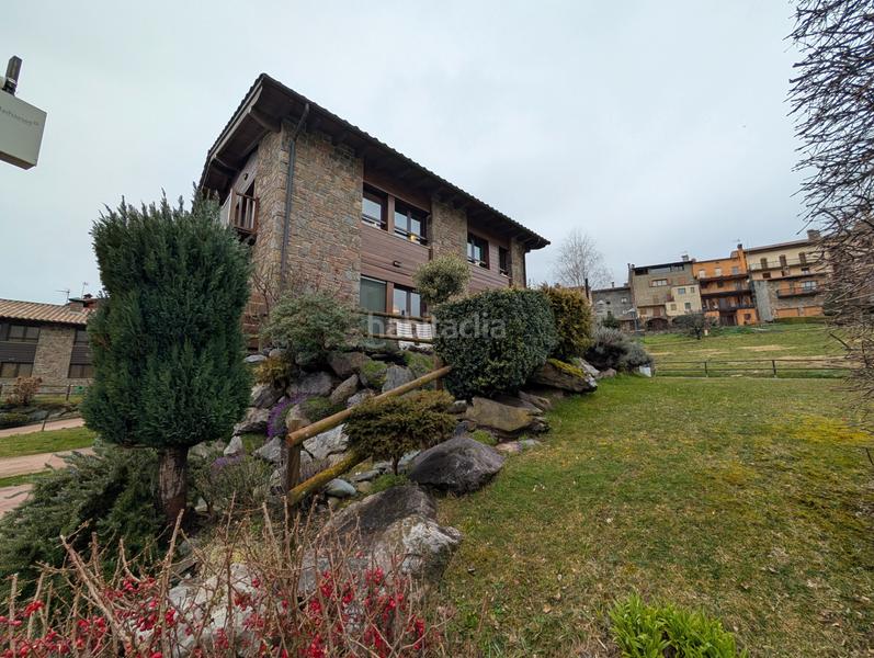 Foto 5267c79f-6627-428c-a78f-afd699062802. Casa a schiera in passeig del vallespir 5 in Molló