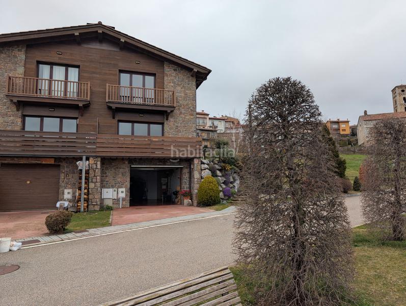 Foto d6f2f490-b283-44b4-bbdd-0547e4de4e4b. Casa a schiera in passeig del vallespir 5 in Molló