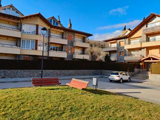Apartament a Camprodon. Planta baja con jardín en la plaza josep cuatrecases, camprodon