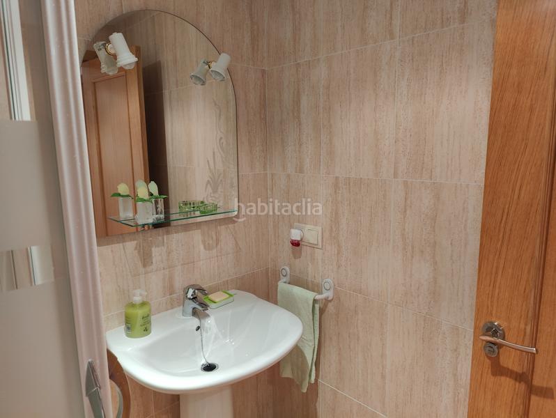 Foto 39ac5ca0-71f3-4161-b745-0c7b2ffba53a. Apartamento  en la plaza josep cuatrecases, en Camprodon