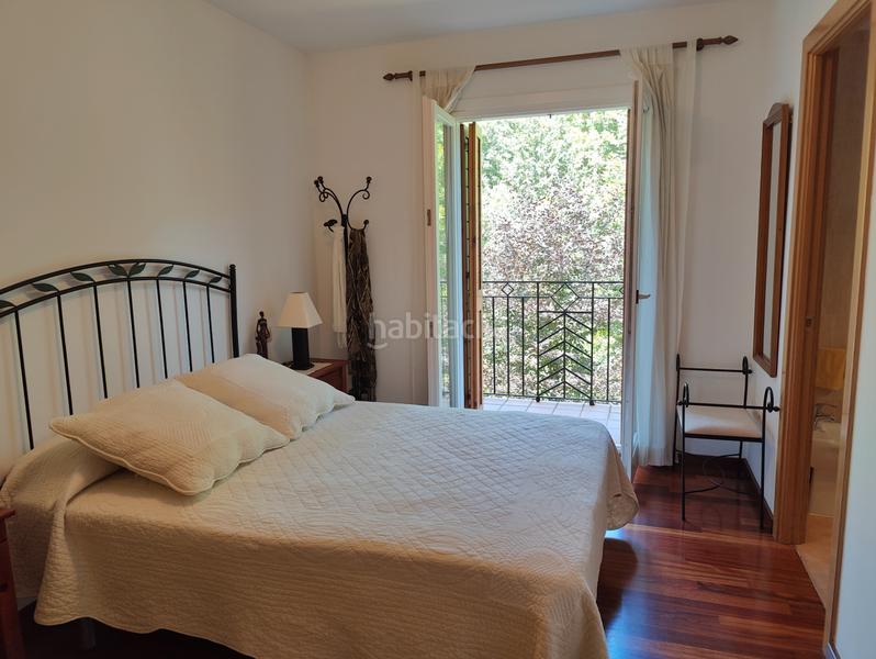 Foto 522bad75-47ba-4427-a869-839694ac18e5. Apartamento  en la plaza josep cuatrecases, en Camprodon