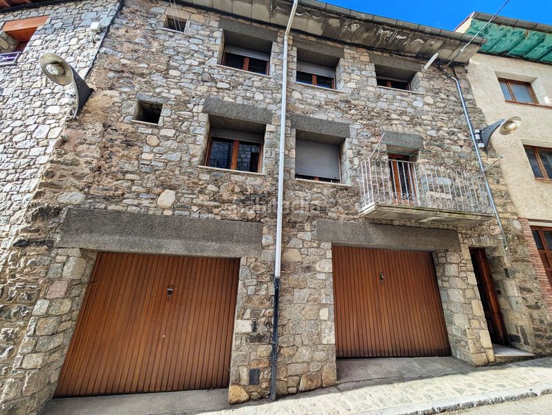 Foto e0bb3154-3fa5-4ad2-a990-21e930a8238c. Apartament amb aparcament a Vilallonga de Ter