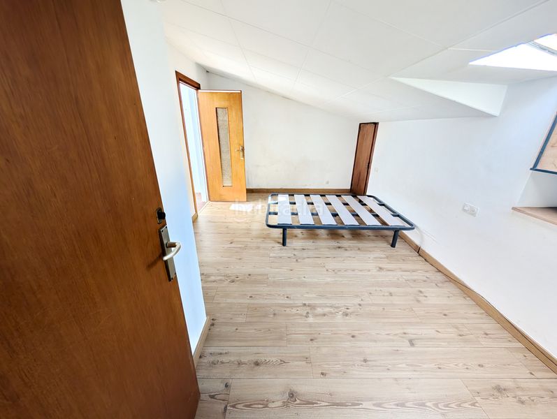 Foto 17807c96-e83f-4aab-9331-0f82fe7d3177. Apartament amb xemeneia a Camprodon