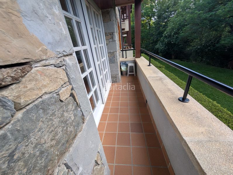 Foto a2a71abe-b8da-40bb-b54d-37771afa5a64. Apartament amb aparcament a Camprodon