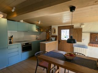 Maison à Vilallonga de Ter. Casa en la roca