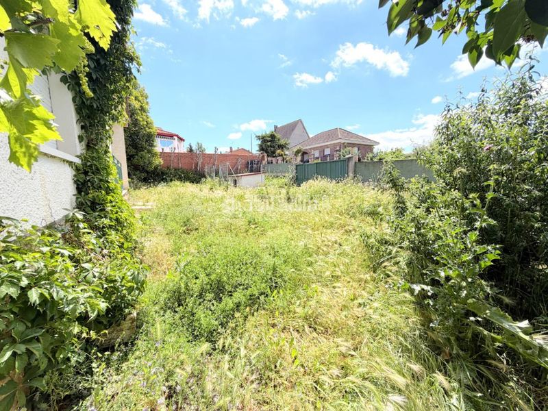 Foto 36335977-36ff-41e5-bd7a-a0aa594beac5. Casa in Uceda