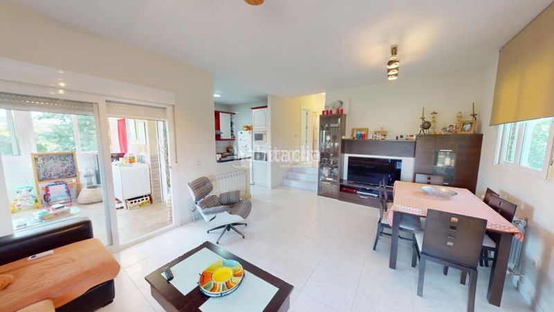 Foto ac433eea-c1f9-4688-8f46-a75944e772f7. Casa a Uceda