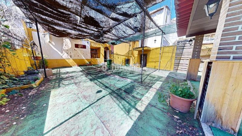 Foto 4aa672b0-45c0-413d-9d1c-d46e96b31aae. Edificio  en venta en Torrelaguna