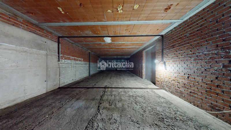 Foto a0d16d25-2101-4921-b44b-f53adfb5c61b. Casa aparellada a Valdemanco