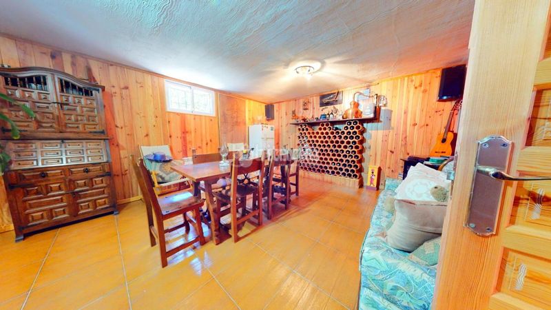 Foto fce53560-513d-4e46-afac-ffde6b9fb699. Casa amb piscina a Uceda