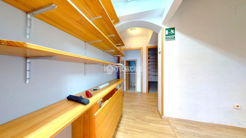 Foto b548f98f-57ad-4e94-b27f-a06c84d7b102. Local comercial a Torrelaguna
