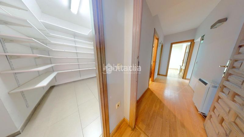 Foto bdb4b37c-2a5a-415c-a669-528d1b28230c. Local comercial a Torrelaguna