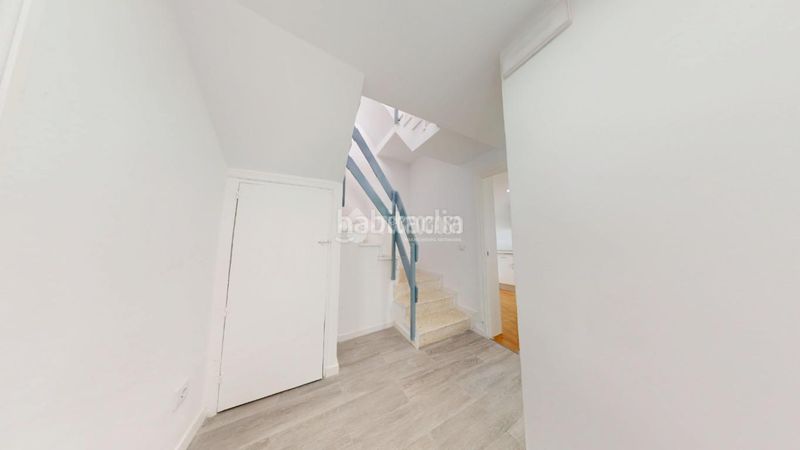 Foto 7df8e423-e9f8-44e2-bb5e-a0610bdacc58. Casa aparellada a Torrelaguna