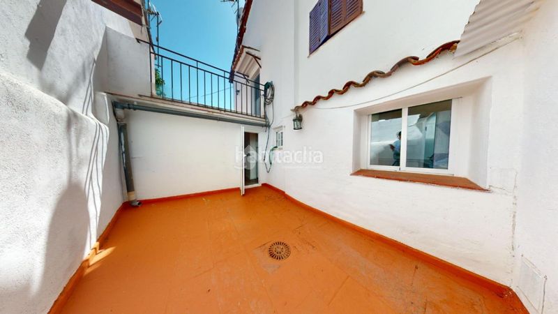 Foto 8d1032cc-b07d-4149-8f44-78938555fe32. Casa aparellada a Torrelaguna