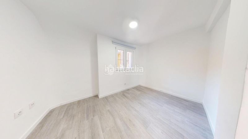 Foto a436cd24-682e-4d3f-a3e7-49ff94d5ef26. Casa aparellada a Torrelaguna