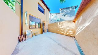 Towny house in Torrelaguna. Casa en venta en torrelaguna
