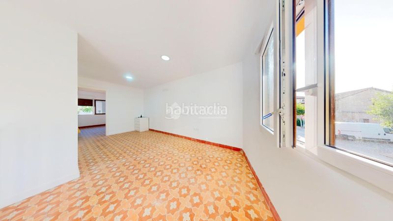 Foto 9cf25e51-ff00-493b-a9e5-74b90b745f86. Casa aparellada a Torrelaguna
