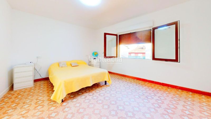Foto eca91ef8-dd9e-4a17-b0dc-9c211305d781. Casa aparellada a Torrelaguna