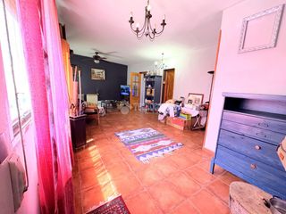 Casa pareada en Torrelaguna. Casa en venta en torrelaguna